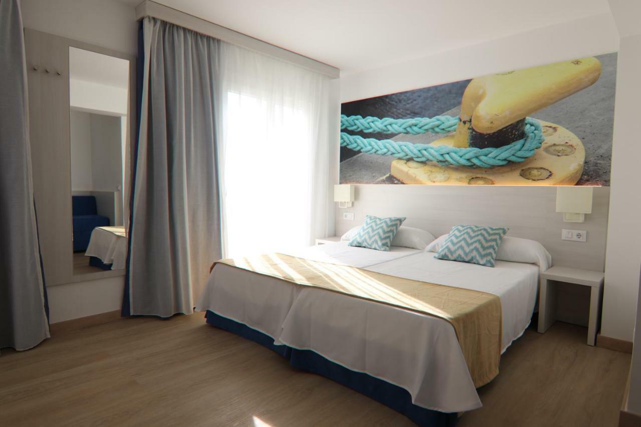 Hostal Cala Ratjada Экстерьер фото
