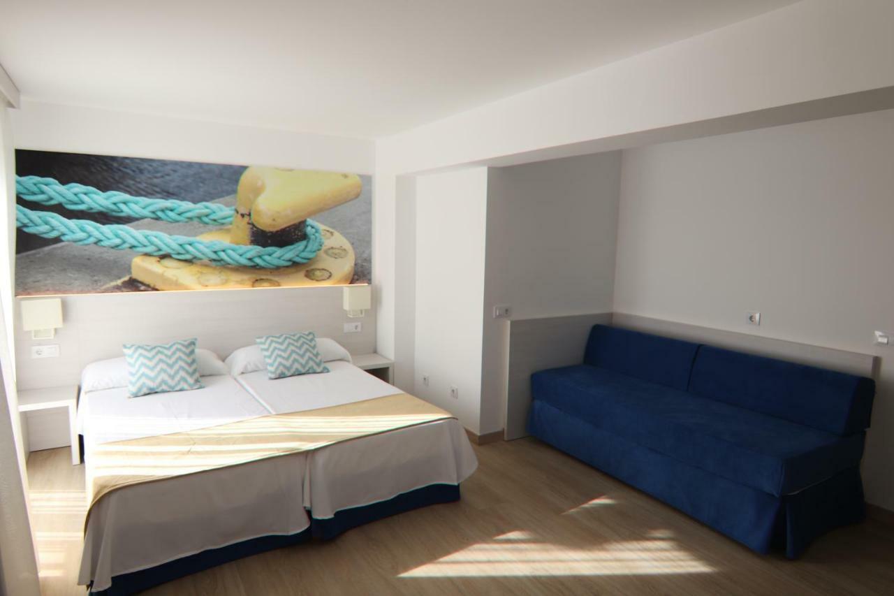 Hostal Cala Ratjada Экстерьер фото